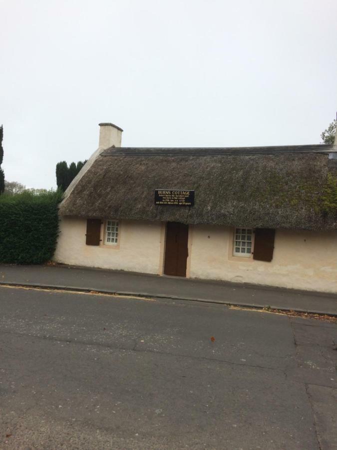 Mossie Apartment Ayr Exterior photo